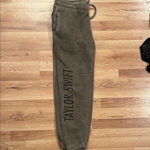 Taylor swift sweat pants large xl